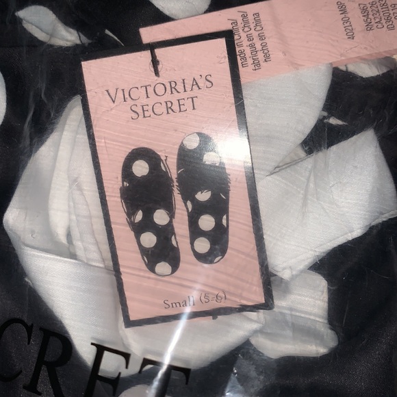 VS slippers - Picture 2 of 2